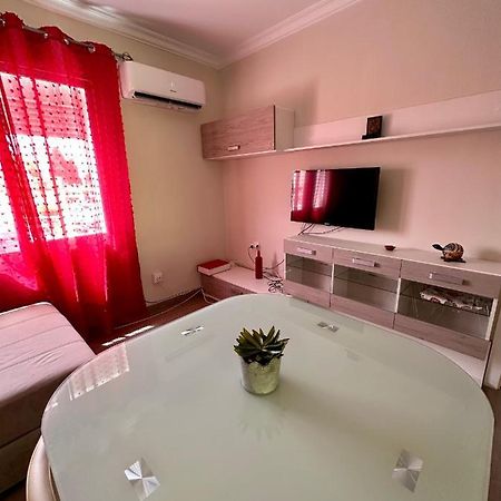 Precioso Apartamento 3 Dormitorios, Aire Acondicionado Menos 10 Min A Pie Feria Jerez De La Frontera Zewnętrze zdjęcie