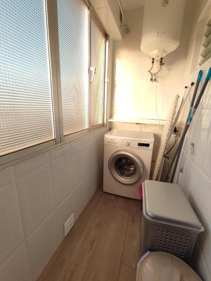 Precioso Apartamento 3 Dormitorios, Aire Acondicionado Menos 10 Min A Pie Feria Jerez De La Frontera Zewnętrze zdjęcie