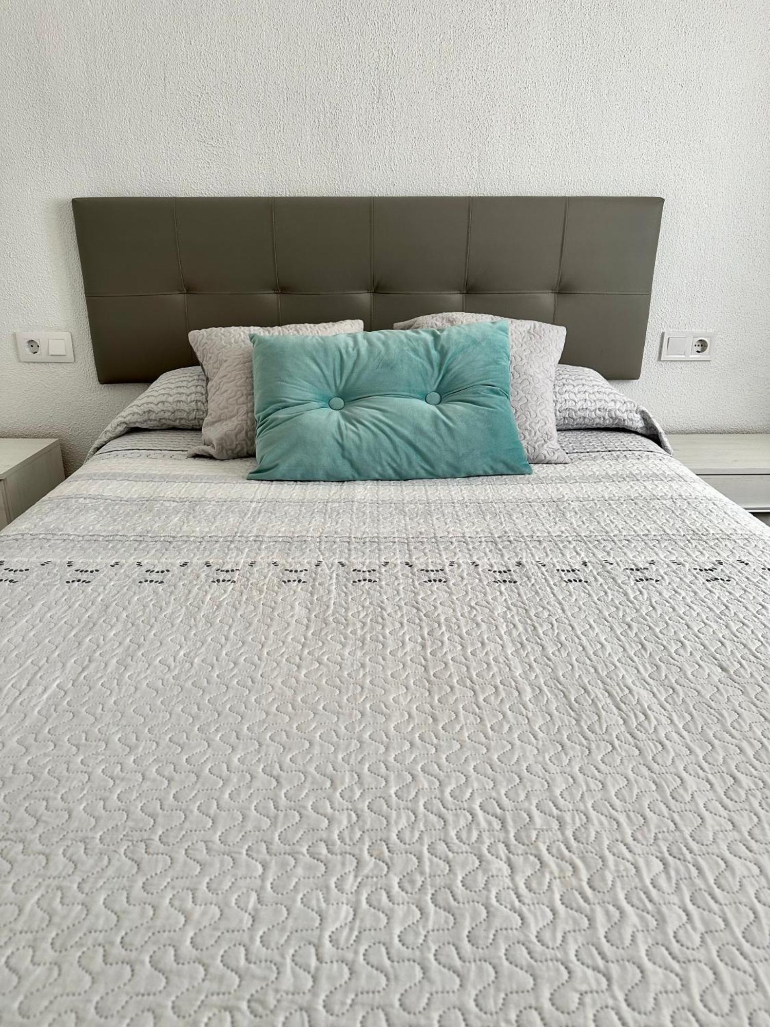 Precioso Apartamento 3 Dormitorios, Aire Acondicionado Menos 10 Min A Pie Feria Jerez De La Frontera Zewnętrze zdjęcie